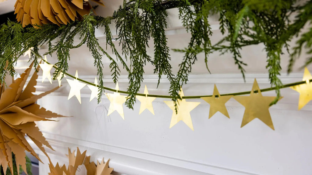 Christmas Memories Metal Stars Banner - bubblegum market