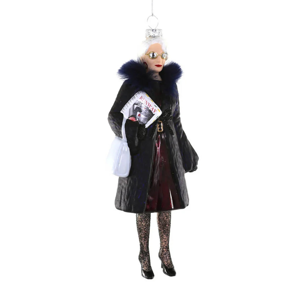  Analyzing image     miranda-priestly-devil-wears-prada-movie-anna-wintor-fashion-runway-ornament-cody-foster-christmas