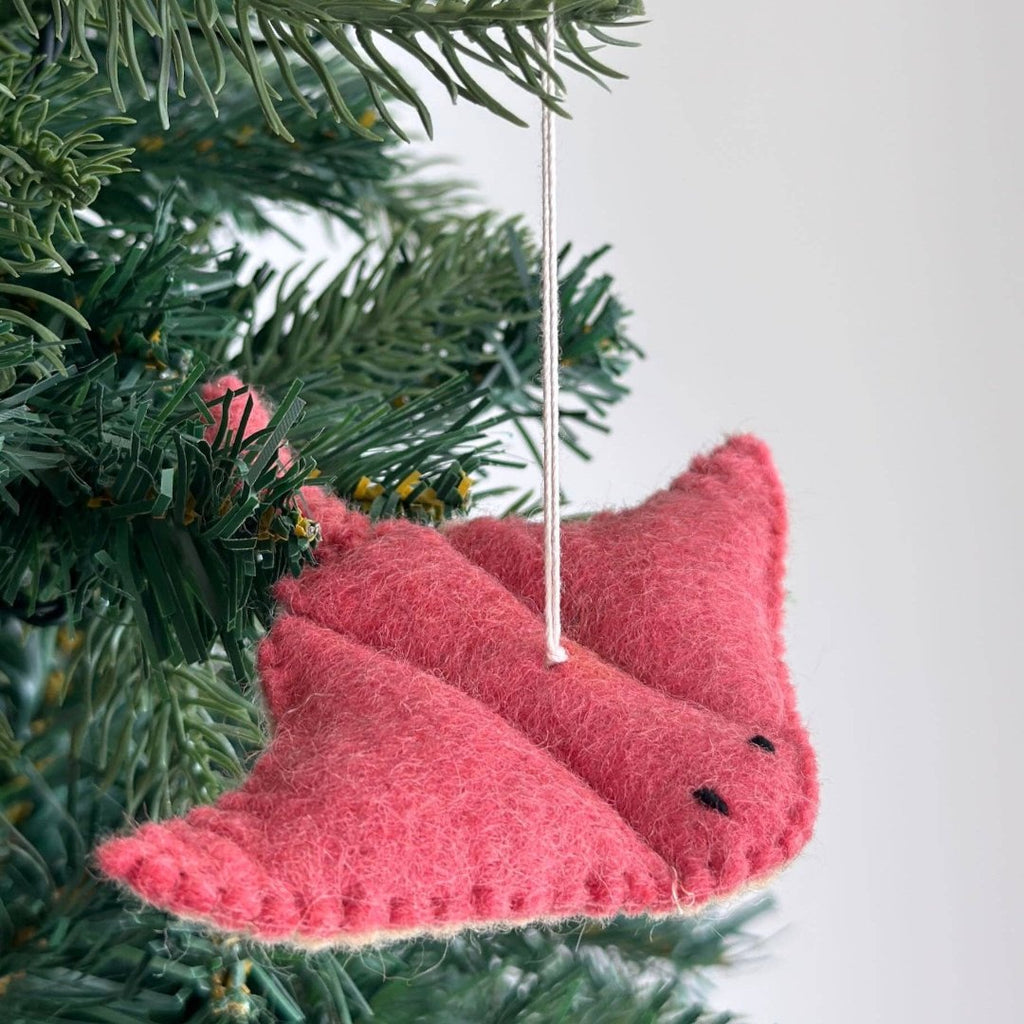 red-felt-stingray-sea-christmas-ornament-deer-harbour-design