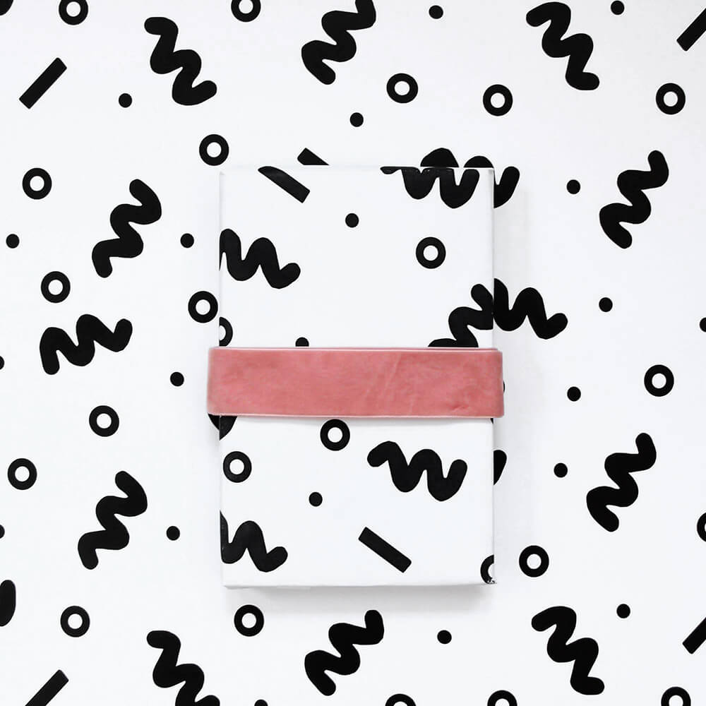 bash-party-goods-black-white-squiggle-wrapping-paper-gift-wrap